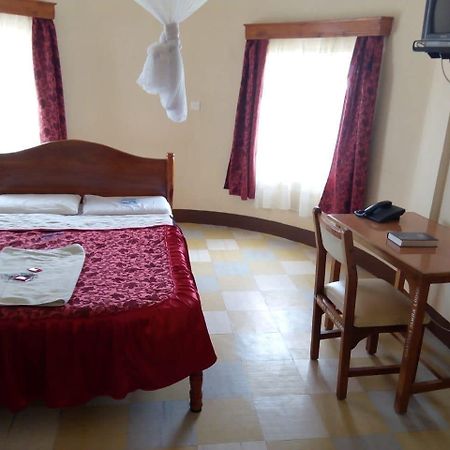 Nanyuki Simba Lodge Kültér fotó